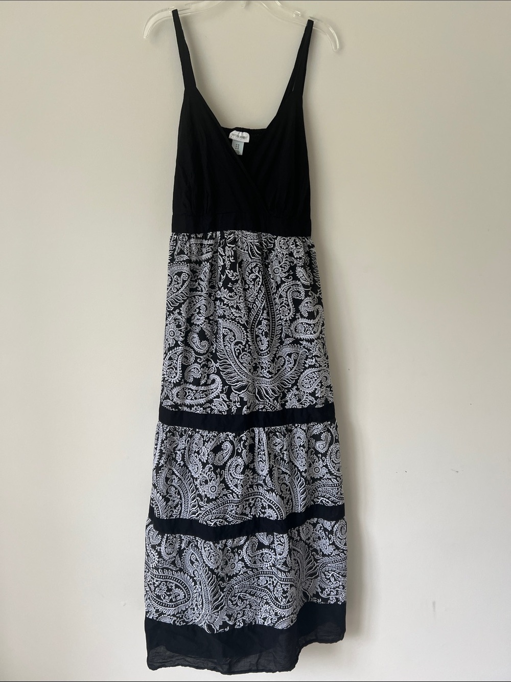 Motherhood Black & White Paisley Tiered Maxi Dress